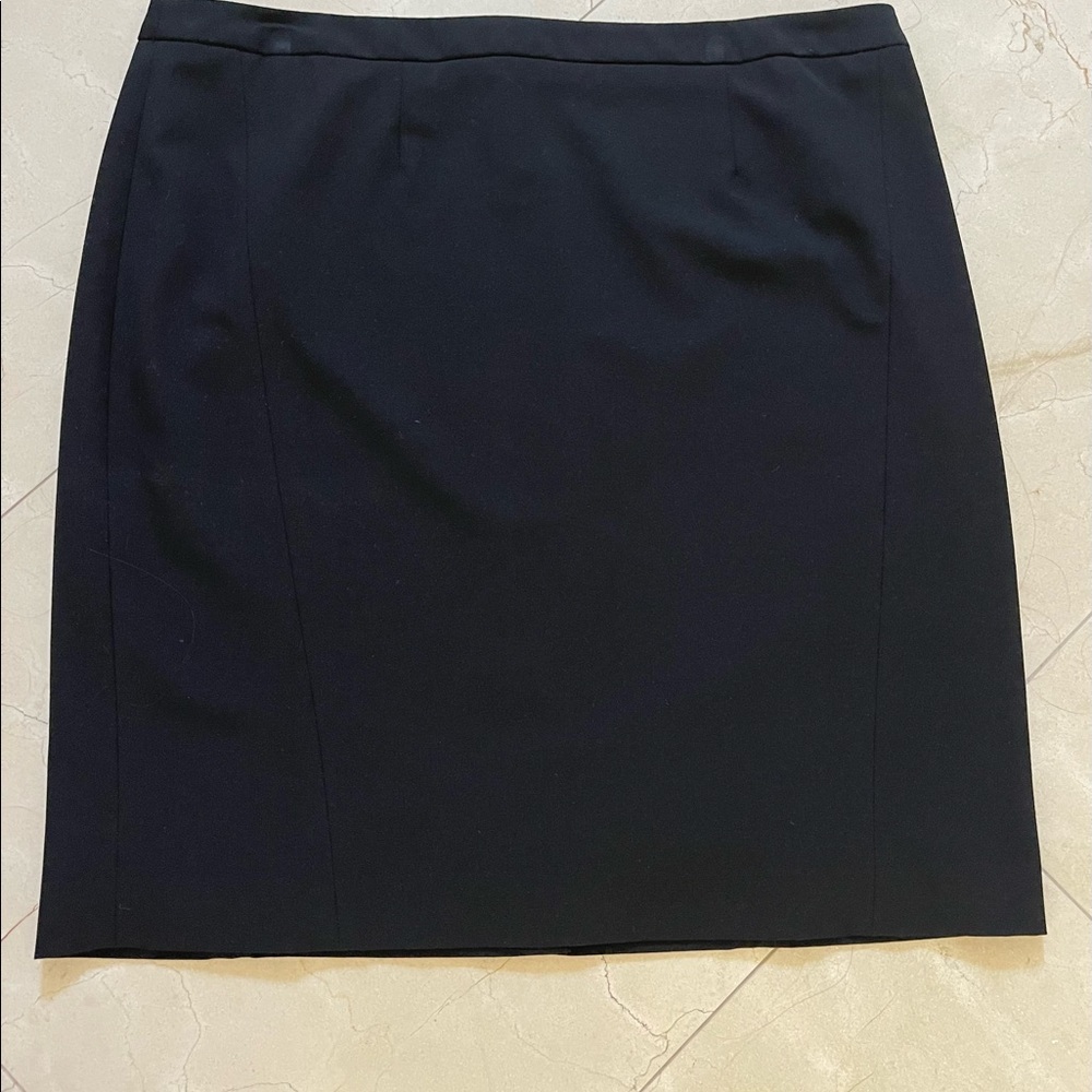 Halogen size 14 pleated and fitted skirt